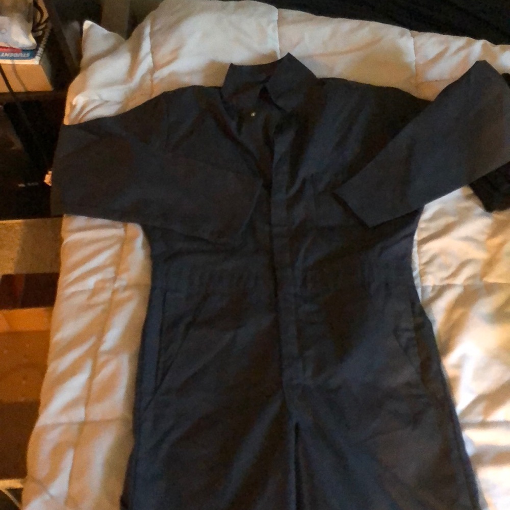 Jump suit - Picture 2 of 2